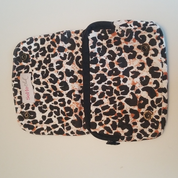 floral reversible adjustable skirt with small bag - Picture 9 of 12